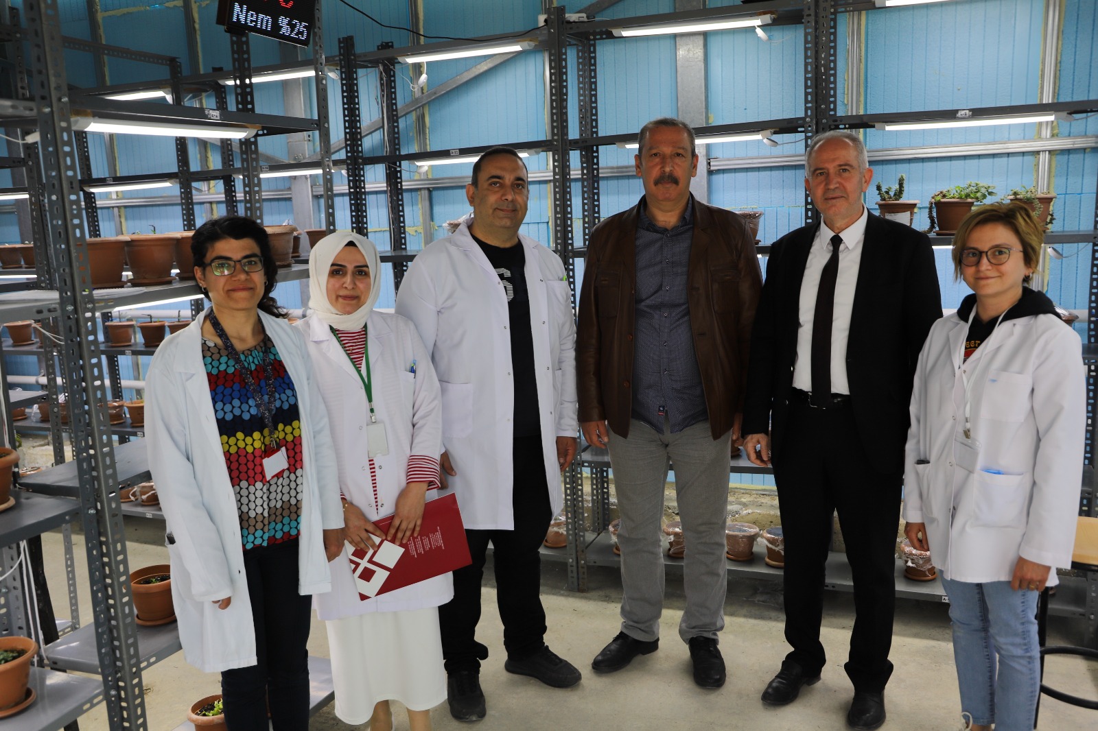 02fe79a3-7120-4148-94b5-8076276b3864