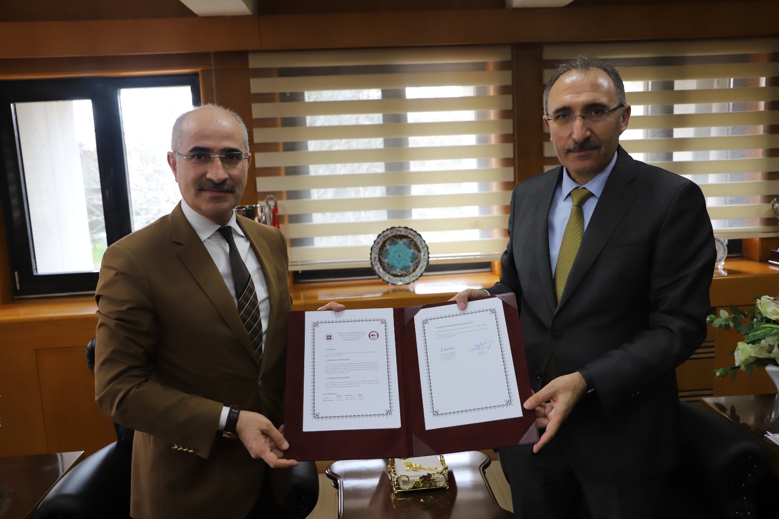 bb503023-91b3-4699-b27d-d4a80fa98768