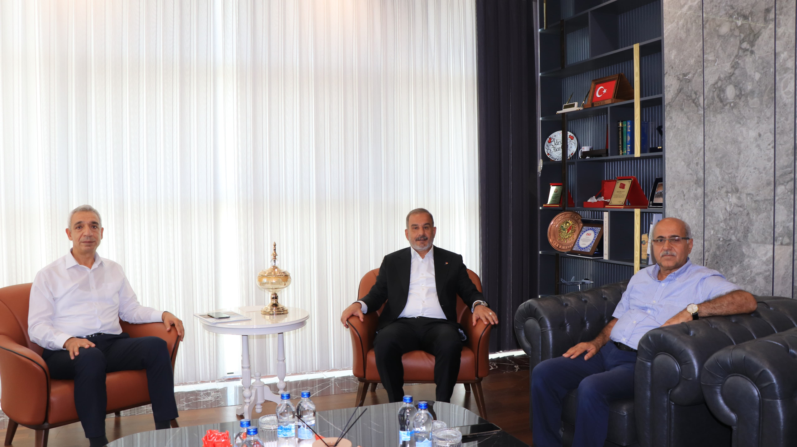 2bffaea3-9c95-49c9-a3aa-c79d3b670761