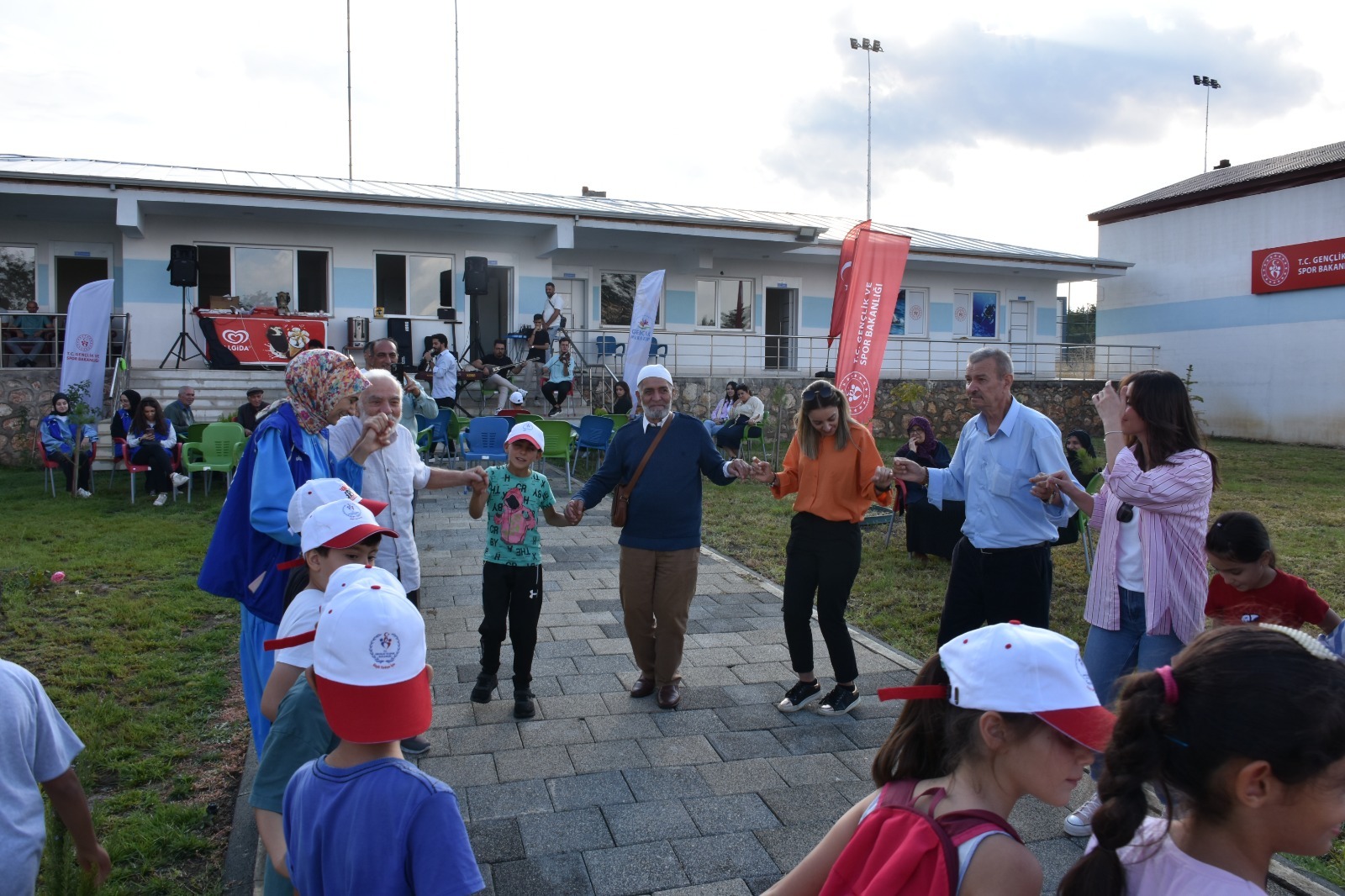 f656ca2a-c47b-4ec6-bbe0-7dcf2f2091ea