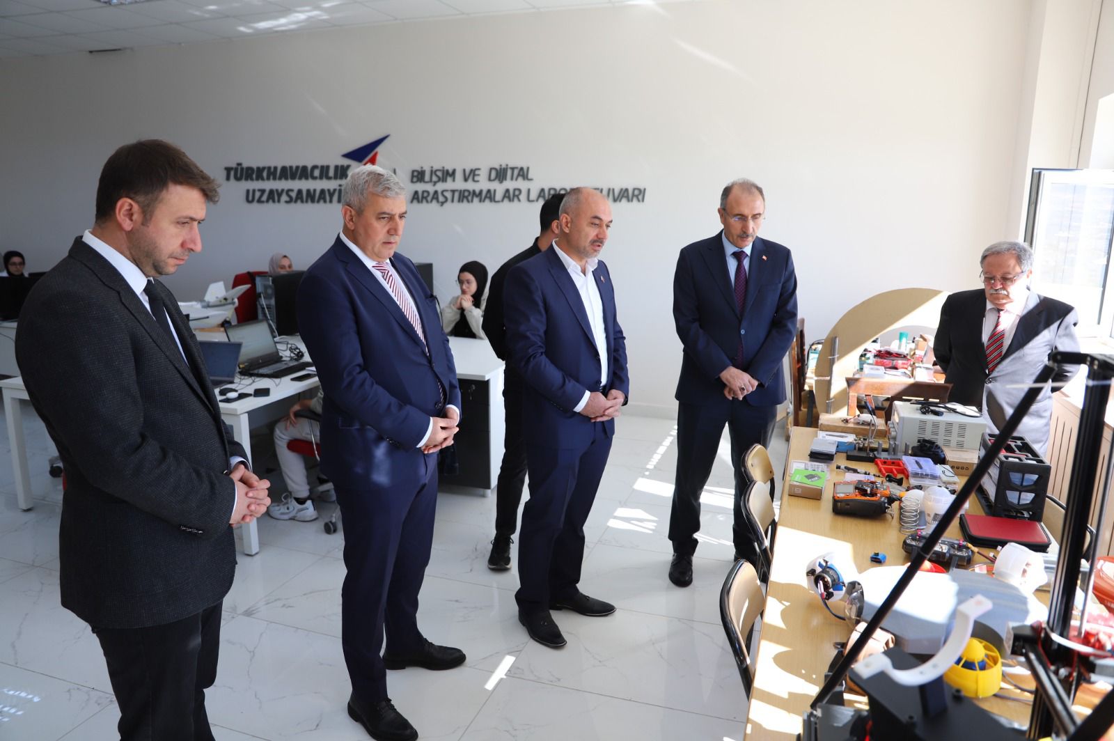 33accc06-0cab-4067-ae04-5df62bc984a7