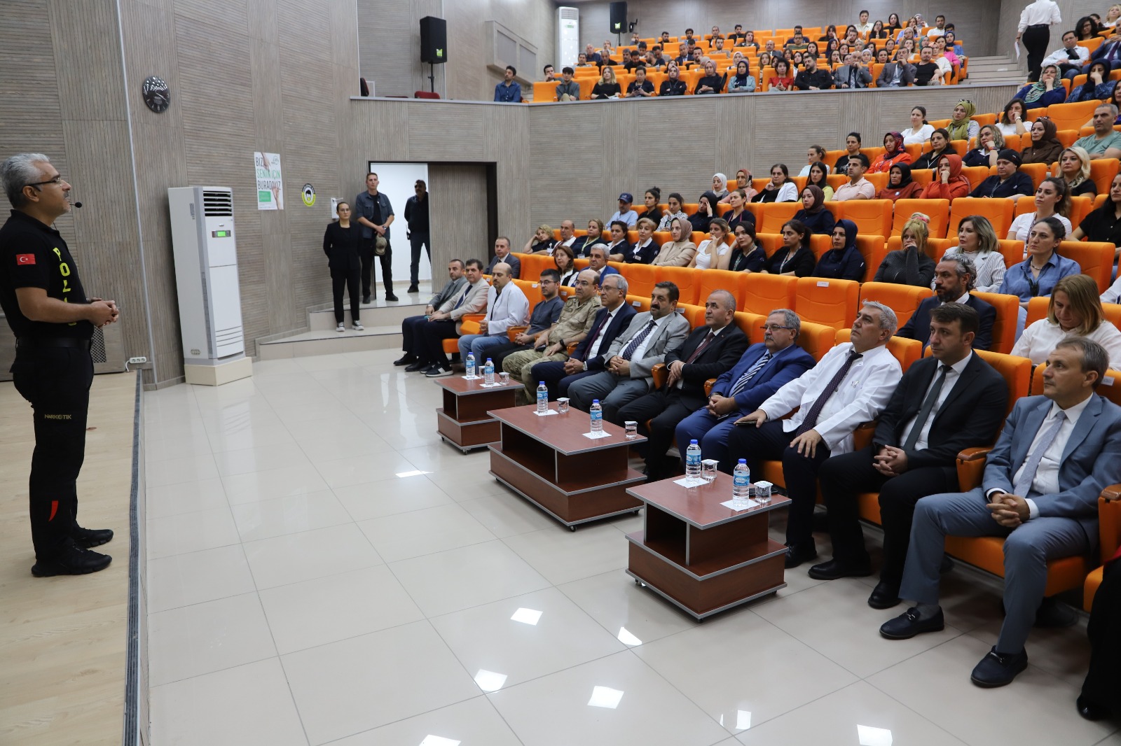 74dd3d58-9f6c-4ca9-a3f0-5ebe54f7e96f