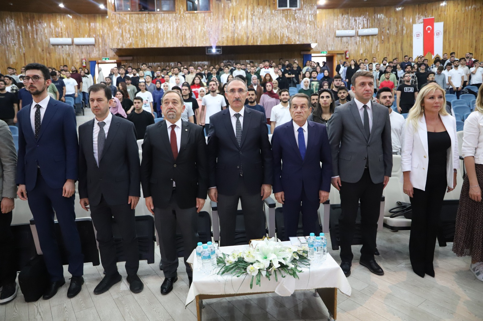 c670e9ca-499c-4bb2-85f6-7d907346d050