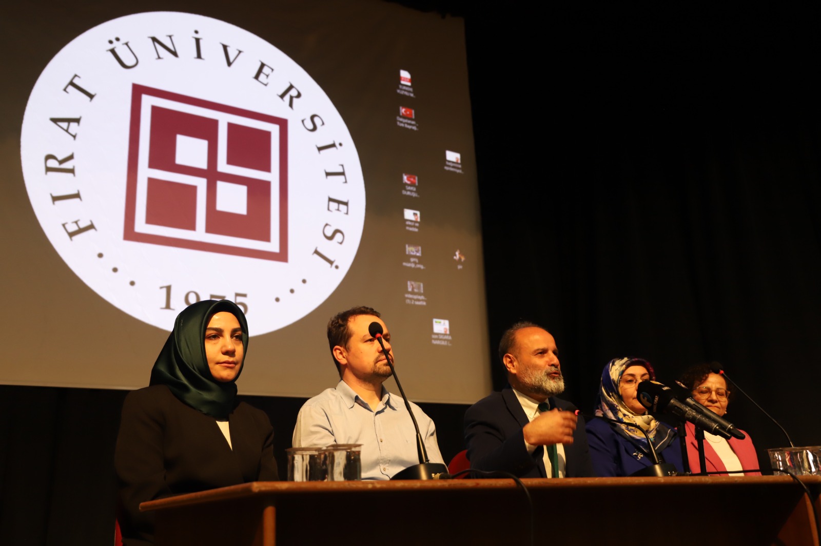 b8154919-9fe5-4fb9-932f-ed0ee46c70cd