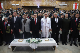 de7ef0a5-61c2-4fba-94f9-b01aa6bf5ef9