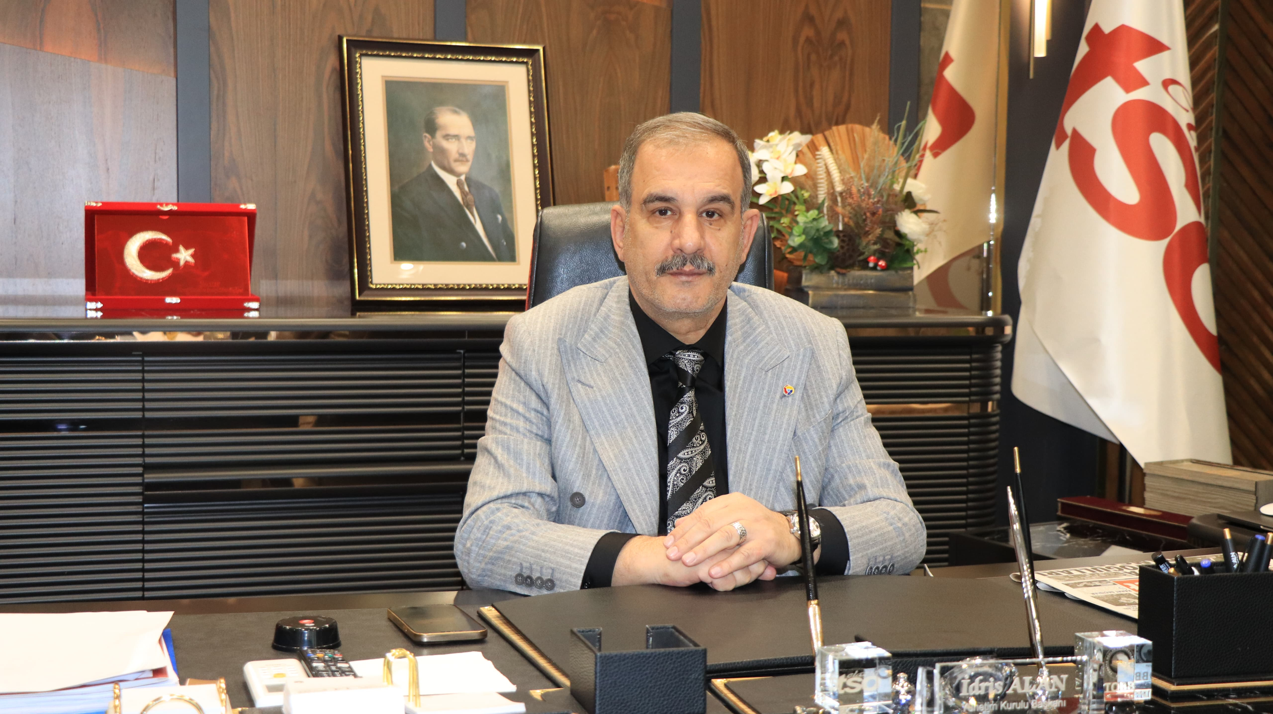 bf27672e-9b23-4862-b34b-af7c0980bb97