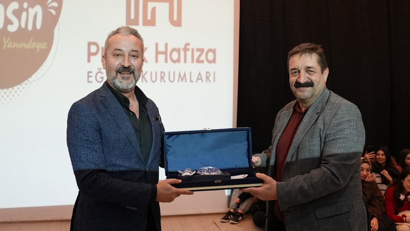 cb603ba3-432f-42af-9bdb-406b7121873b