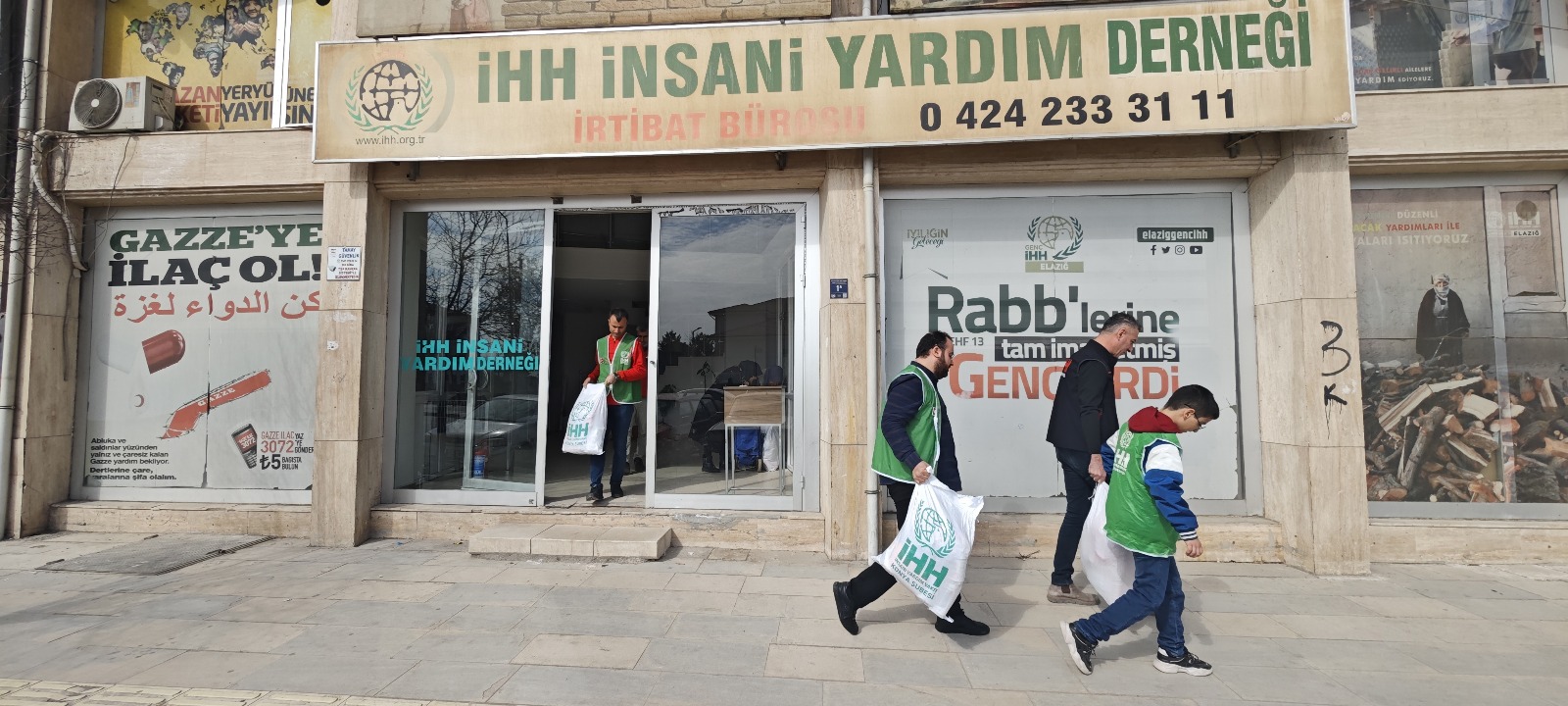 ff9d06a3-abc9-4b7e-a3be-d39b93bc9393