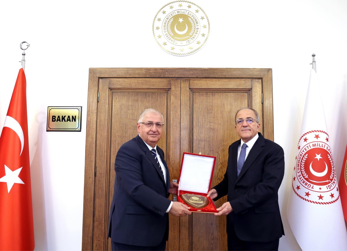 20251208-bakan-yasar-gulerden-suay-alpaya-tesekkur-ziyareti-717873-9623f03adaf0afde35d6