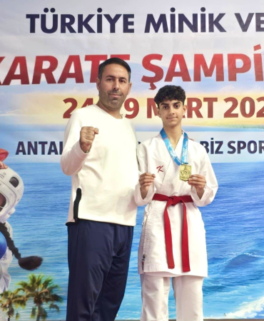 ELAZIĞLI SPORCUDAN KARATEDE BİRİNCİLİK