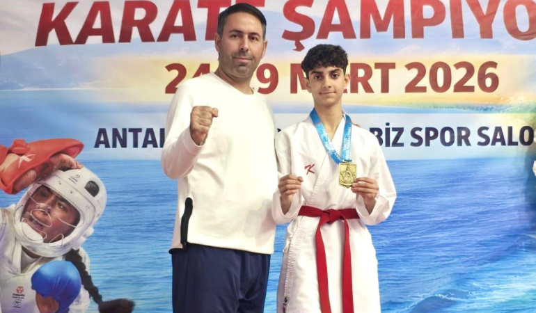Elazığlı Sporcudan Karatede Birincilik